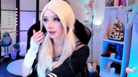 Snapshot of milkycute chatting on January 13, 2026, 1:11 am milky cute online show from January 13, 2026, 1:11 am