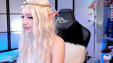 Snapshot of milkycute chatting on February 1, 2026, 12:53 am milky cute online show from February 1, 2026, 12:53 am