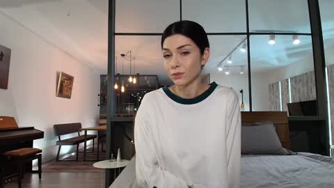 Snapshot of milla_bella chatting on February 24, 2026, 7:34 pm milla bella online show from February 24, 2026, 7:34 pm