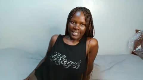 Snapshot of milla_nova chatting on January 16, 2026, 1:31 am nova online show from January 16, 2026, 1:31 am