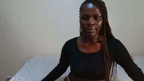 Snapshot of milla_nova chatting on February 13, 2026, 1:56 am nova online show from February 13, 2026, 1:56 am