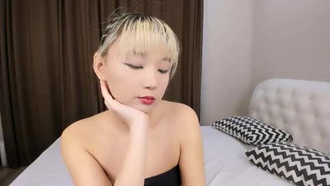 Milla or just Mi online show from October 3, 2025, 2:58 pm