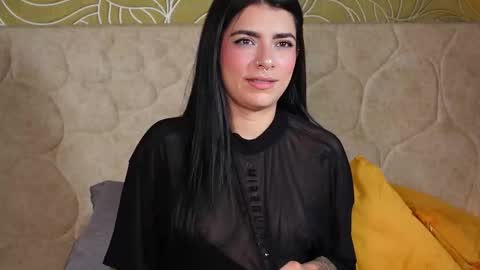 Snapshot of millabliss chatting on October 16, 2025, 8:21 pm MillaBliss online show from October 16, 2025, 8:21 pm