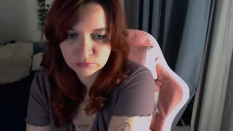 Milla online show from November 11, 2025, 11:27 pm