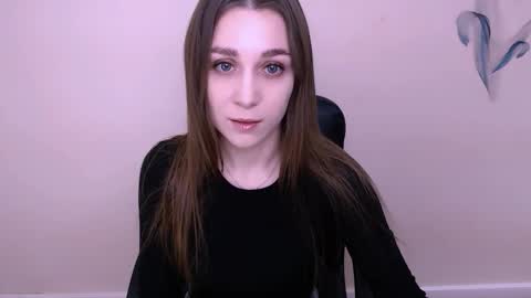 Milla online show from December 17, 2025, 9:04 am