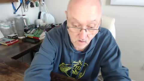 Snapshot of millenium0129 chatting on January 7, 2026, 6:32 pm millenium0129 online show from January 7, 2026, 6:32 pm