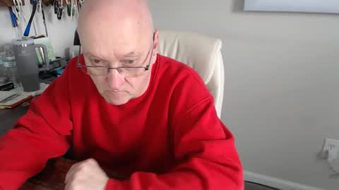 Snapshot of millenium0129 chatting on February 18, 2026, 5:09 pm millenium0129 online show from February 18, 2026, 5:09 pm