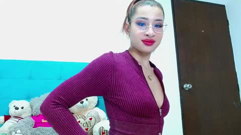 Snapshot of miller_sweet chatting on February 3, 2025, 7:31 pm Aleja online show from February 3, 2025, 7:31 pm