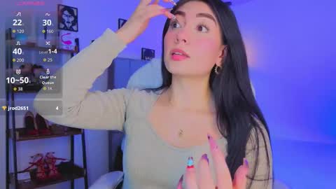 miller_vanessa_ online show from November 17, 2025, 8:25 pm