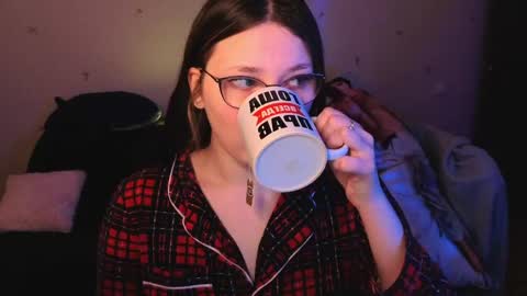 Millie online show from May 22, 2026, 8:42 am
