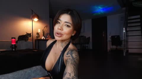 Mila  online show from January 10, 2025, 11:29 pm