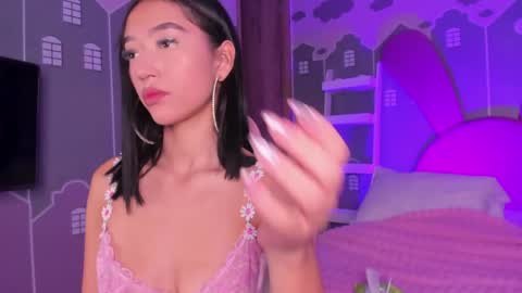 Snapshot of millieskinny_ chatting on April 1, 2026, 12:00 am Ana Maria online show from April 1, 2026, 12:00 am