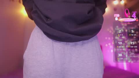 MILLY online show from March 8, 2025, 1:17 am