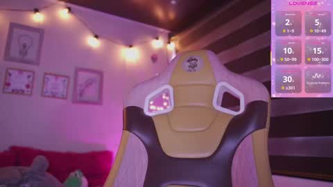 MILLY online show from March 9, 2025, 5:49 pm