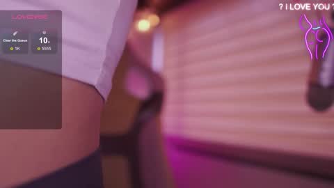 Snapshot of milly_kenner chatting on February 27, 2026, 8:42 pm MILLY online show from February 27, 2026, 8:42 pm