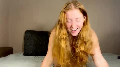 Milly online show from November 21, 2025, 8:29 pm