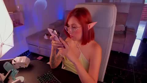 Monkey D Maddie online show from June 10, 2026, 10:41 pm