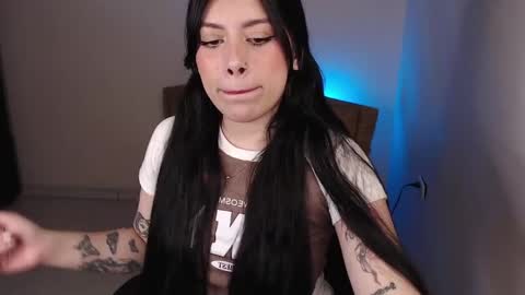 Emily  online show from May 19, 2026, 1:56 am