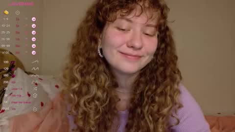 Snapshot of milounee chatting on March 9, 2026, 7:18 pm milounee online show from March 9, 2026, 7:18 pm