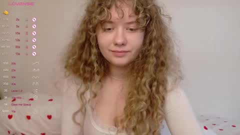Snapshot of milounee chatting on March 21, 2026, 8:30 am milounee online show from March 21, 2026, 8:30 am