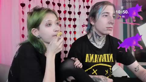 Snapshot of milten_trish chatting on February 18, 2025, 5:53 pm milten_trish online show from February 18, 2025, 5:53 pm