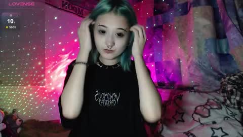 Snapshot of milten_trish chatting on September 29, 2025, 5:18 pm milten_trish online show from September 29, 2025, 5:18 pm