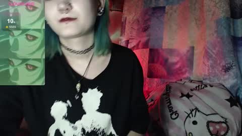 Snapshot of milten_trish chatting on October 3, 2025, 10:40 pm milten_trish online show from October 3, 2025, 10:40 pm