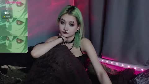 Snapshot of milten_trish chatting on November 18, 2025, 5:06 pm milten_trish online show from November 18, 2025, 5:06 pm