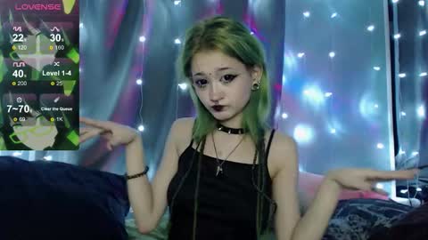 Snapshot of milten_trish chatting on January 6, 2026, 12:03 am milten_trish online show from January 6, 2026, 12:03 am