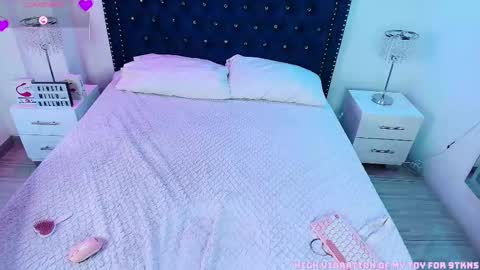 Milu ballmer  online show from September 25, 2025, 7:06 pm