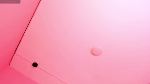 milu_carbajal_x online show from March 28, 2026, 8:52 pm