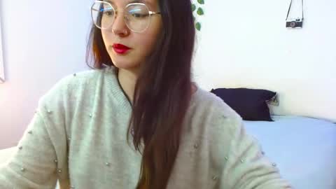 Snapshot of mily_baker chatting on December 18, 2024, 6:25 pm mily_baker online show from December 18, 2024, 6:25 pm