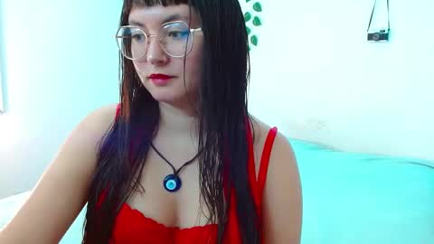 Snapshot of mily_baker chatting on December 24, 2024, 7:33 pm mily_baker online show from December 24, 2024, 7:33 pm