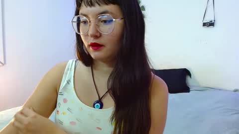 Snapshot of mily_baker chatting on January 8, 2025, 4:22 pm mily_baker online show from January 8, 2025, 4:22 pm