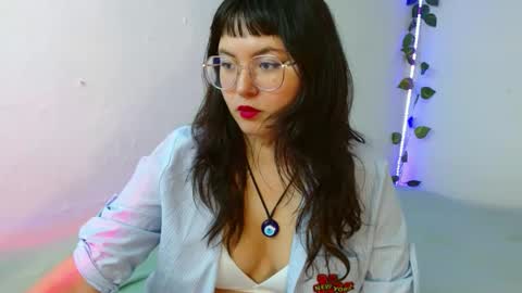 Snapshot of mily_baker chatting on February 3, 2025, 12:25 am mily_baker online show from February 3, 2025, 12:25 am