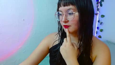 Snapshot of mily_baker chatting on February 13, 2025, 6:27 pm mily_baker online show from February 13, 2025, 6:27 pm