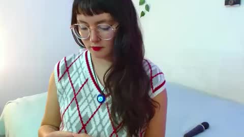 Snapshot of mily_baker chatting on March 4, 2025, 10:38 pm mily_baker online show from March 4, 2025, 10:38 pm