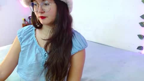 Snapshot of mily_baker chatting on September 23, 2025, 7:17 pm mily_baker online show from September 23, 2025, 7:17 pm
