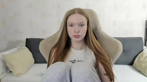 Milena and Jasper online show from October 20, 2025, 6:41 pm