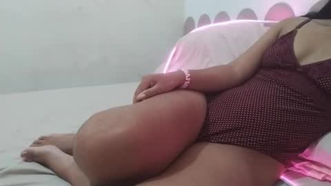 mimi2344 online show from February 19, 2026, 2:02 pm