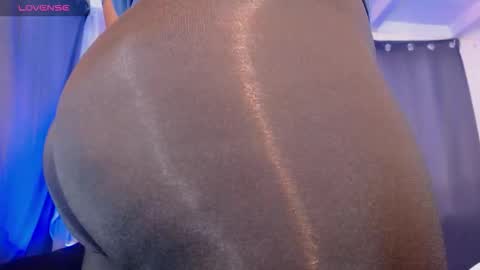 Snapshot of mimi_gil chatting on February 7, 2026, 1:04 pm Mimi online show from February 7, 2026, 1:04 pm