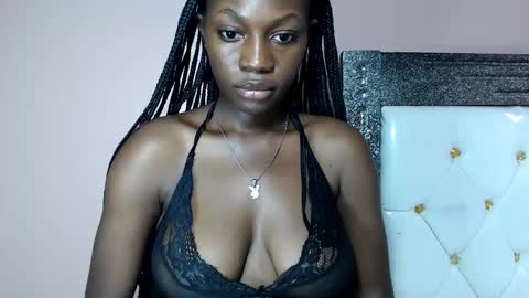 mimiebony online show from March 28, 2026, 11:54 am
