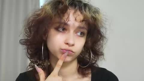  IRIS  online show from October 18, 2025, 8:26 am