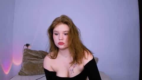 Snapshot of mina27372 chatting on January 8, 2026, 1:41 am hi Im Mina online show from January 8, 2026, 1:41 am