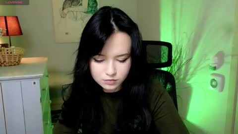 Snapshot of mina_yoon chatting on October 4, 2025, 3:43 pm Mina online show from October 4, 2025, 3:43 pm