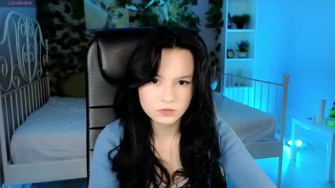 Snapshot of mina_yoon chatting on October 9, 2025, 3:43 pm Mina online show from October 9, 2025, 3:43 pm
