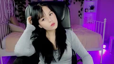 Snapshot of mina_yoon chatting on October 16, 2025, 10:16 am Mina online show from October 16, 2025, 10:16 am