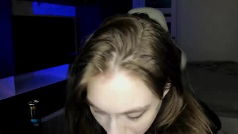 Snapshot of minadzukii chatting on November 19, 2025, 7:25 pm minadzukii online show from November 19, 2025, 7:25 pm