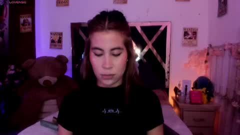 minami_nakamura online show from May 15, 2026, 4:30 am