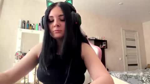 Snapshot of mindimehaffy chatting on March 18, 2026, 12:19 pm mindimehaffy online show from March 18, 2026, 12:19 pm